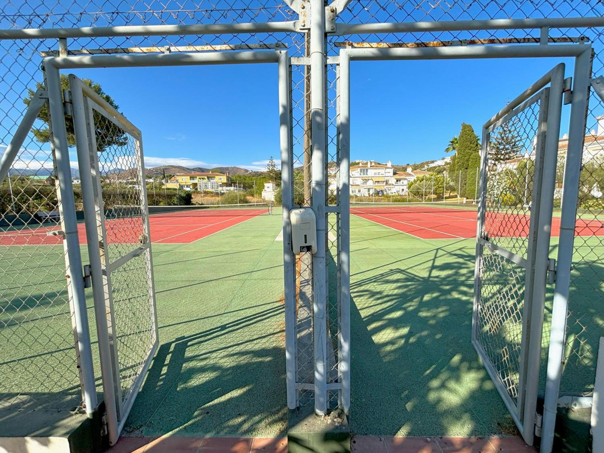 Evans Realty Bb Adosado & Piscina & Tenis & Jardines Torrox Buitenkant foto